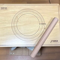 cuocaのペストリーボードとcottaのめん棒