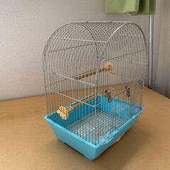 鳥かご譲ります（小さめ・山型）HOEI