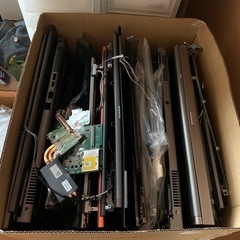 （売約済）完全ジャンクノートPC部品無料で差し上げます。段ボール...