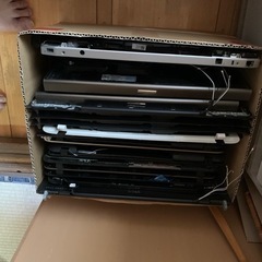 （売約済）完全ジャンクノートPC部品無料で差し上げます。段ボール1箱その１。の画像
