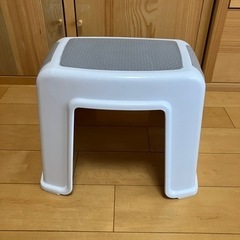 トイレ用踏み台　ステップの画像