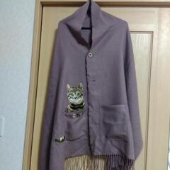 猫刺繍いり大判ストールの画像