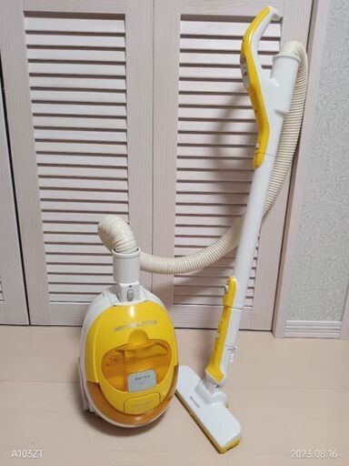 SHARP　シャープ　掃除機　クリーナー　イエロー　黄色
