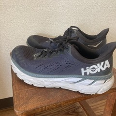 ホカオネオネランニングシューズお譲りします