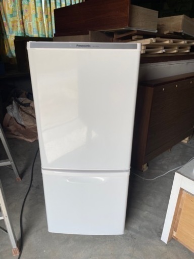パナソニック　冷蔵庫　NR-B145w
