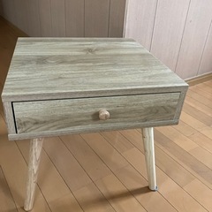 ミニテーブル　ニトリ