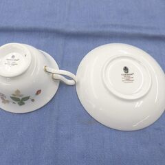 ① WEDGWOOD ワイルドストロベリー ティーカップ&ソーサー ピオニー ウェッジウッド WILD STRAWBERRY 札幌 西岡店の画像
