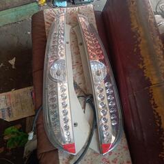 ホンダライフ　JB5   LEDテールランプ