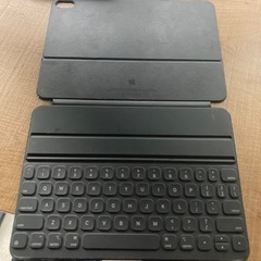 値下げ交渉あり　SMART KEYBOARD FOLIO おまけApplepencil第二世代の画像