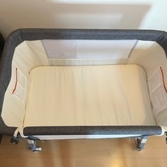【美品】ベビーベッドの画像