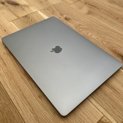 MacBook Pro 15インチ タッチバー  Core i7 / 16GB
