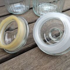 ゴミ箱  ガラスびんの画像