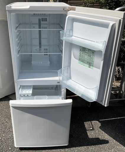 【RKGRE-213】特価！Panasonic/138L 2ドア冷凍冷蔵庫/NR-B14CW-W/中古品/2019年製/当社より近隣無
