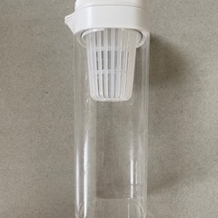 無印良品　アクリル冷水筒の画像
