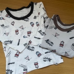 引き渡し者確定　トーマス　長袖肌着　90㎝の画像