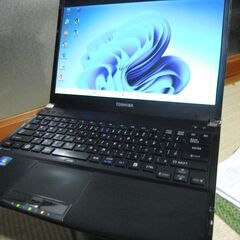 ノートパソコン、東芝。R731/B