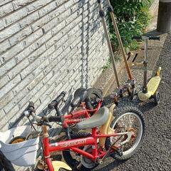 子供用自転車（補助輪あり）、キッカー（ストライダーのようなもの）...