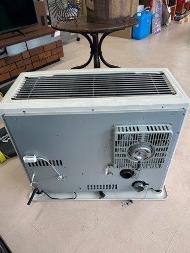 美原店　美品　分解掃除済み　SUNPOT FF密閉式石油ストーブ　FFR-7031KF 