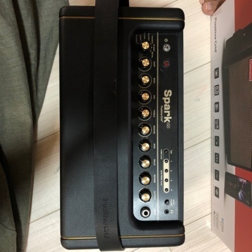 (訳あり)Positive Grid スパーク40 コンボ ギター アンプ ブラック