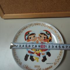 ☆非売品あり☆ 2016年のペコちゃんクリスマスプレート(非売品)とカップ2個セット😍の画像