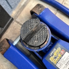 コーナン　2tジャッキ　ローダウンジャッキの画像