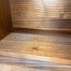 無印　壁につけられる棚の画像