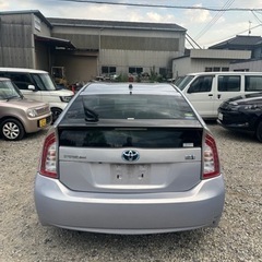 トヨタプリウス平成24年車   84,870kmの画像