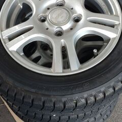 軽自動車用タイヤ155/65/13お譲りします。
