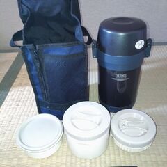 ランチジャー THERMOSのJLW-U16