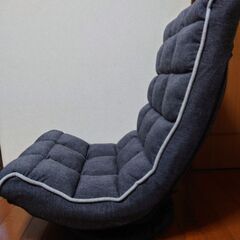 回転式リクライニング座椅子　（新品未使用品）の画像