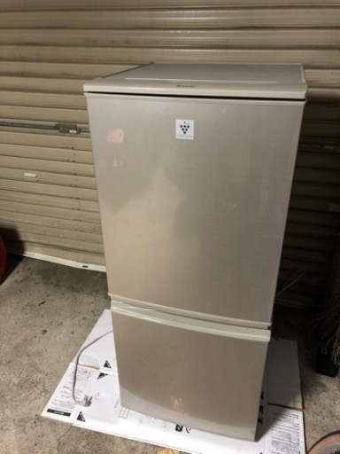 SHARP 冷凍冷蔵庫  137L 2014年製