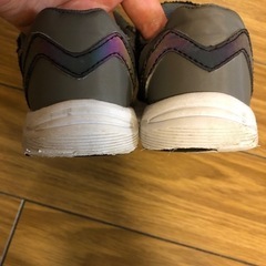 【無料】スニーカー　16センチの画像