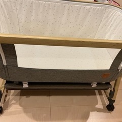 ベビーベッド美品！ゆりかごにもなります！