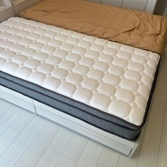 5回使用・シングルベッド1台　引き出し付き