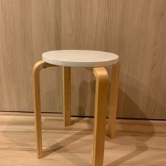 スツール