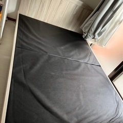 ニトリ　ダブルベッド　アンティーク木目調の画像