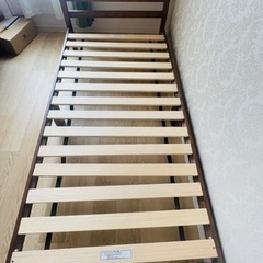 ニトリで購入したシングルベッドですが…。の画像