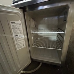 【飲食店を始める方！早い者勝ち】業務用製氷機、冷蔵庫お売りしますの画像