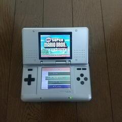 初代NintendoDS 本体の画像