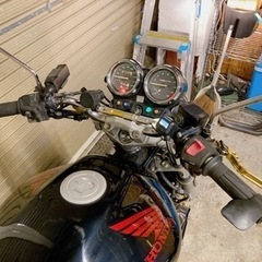 ホンダ　ホーネット250 中期ガソリンメーター付きモデル　配送可能　支払いは現金or振り込みも可能の画像