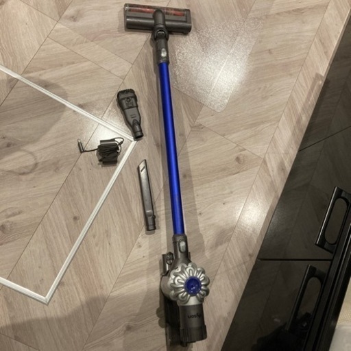dyson コードレスクリーナー　ジャンク品