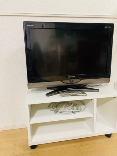 シャープAQUOS テレビ26型＆テレビ台(ニトリ)のセット