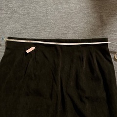 スエード風タイトスカート（19号）の画像