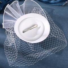 ウエディングドレス　ヘッドアクセサリー　トーク帽の画像