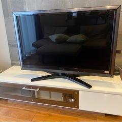 10/15 引取りに来ていただける方限定（テレビ&テレビ台セット）