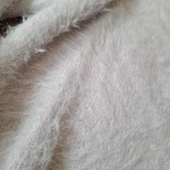 手触り着心地やわらかいです♡タートルニットの画像