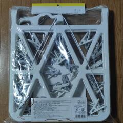 プラスチック角ハンガー ピンチ42個の画像