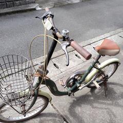 最終値下げ品！アポロ 折りたたみ自転車 黒 （兵庫県姫路市まで引き取り限定） 最終値下げ品！アポロ 折りたたみ自転車 黒 （兵庫県姫路市まで