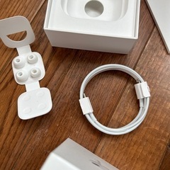 Apple AirPods Pro MWP22J/A  箱　などの画像