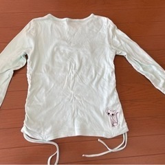 ポンポネット　長袖Ｔシャツ　サイズLL  の画像